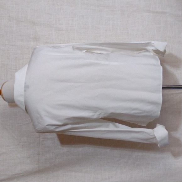 NWOT Talbots French-cuff button-down - so sharp! - Picture 5 of 8